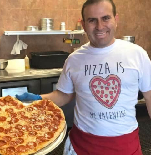 barn-door-heart-shaped-pizza-country-junction.webp