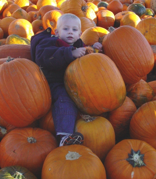 justyn&pumpkin2